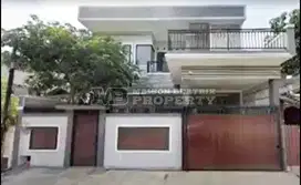 DIJUAL RUMAH 3LT, BISA DIJADIKAN USAHA PINGGIR JALAN, GRIYALOKA BSD