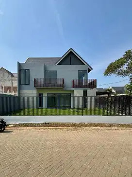 Rumah Brand New Botanica Aralia Bintaro Jaya dekat Gerbang Tol