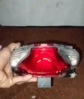 Stop lampu belakang bet new delux cabutan ori
