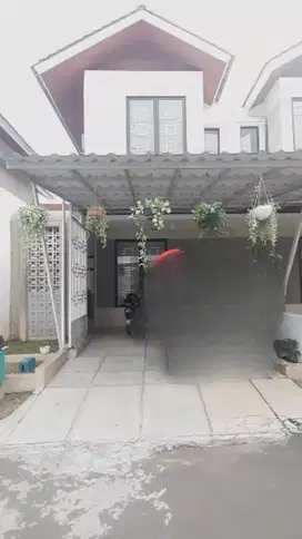 Dijual Rumah 3 KT Dekat Gerbang Toll Kayu Manis 1 Hadap Utara J-31926