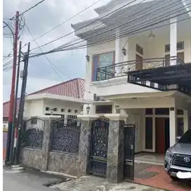 Dijual BU Rumah Mewah Aman cantik Strategis Ciracas Jakarta Timur