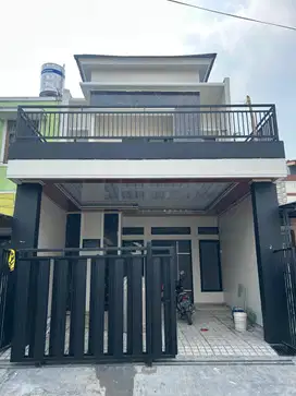 Dijual cepat rumah baru 2 lt di Villa Melati Mas lt.96m hanya 1,750 M
