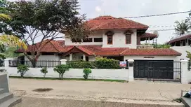 Jual rumah 2 lantai di Komplek Pertamina/ IPTN, Harjamukti, Depok