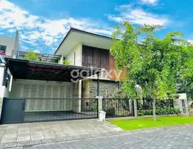 Rumah mewah daerah Graha Natura kawasan Asri berkualitas nuansa alam