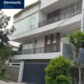 Jual Cepat Rumah di Jelambar Jkt Barat, LT 276m2, Siap Huni, Rp8M