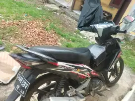 Supra x 125 FI 2015