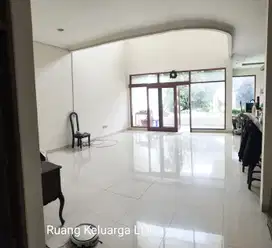 Dijual Rumah Siap Huni di Komplek Taman Sakura Indah Bandung