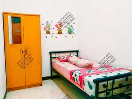 Kost Kos Putri Mahasiswi Karyawati AC Ubaya Surabaya Timur