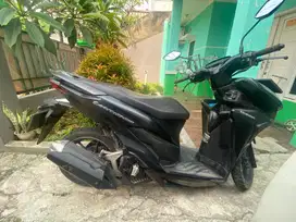 Vario 150cc tipe X1H02N35M1 A/T