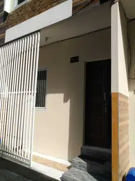 6 bln 2 Floor 3 Bedroom Bath Dexa Medica Waskita Karya Bambang Utoyo