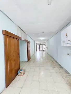Rumah Tua di Jual Hitung Tanah di Pondok Indah