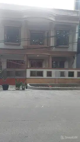 DISEWAKAN RUMAH  2 LANTAI SIAP HUNI KOPYOR RAYA