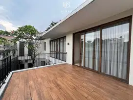 disewakan townhouse 3br lokasi strategis ampera kemang