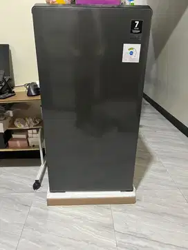 Kulkas AQUA 1 Pintu