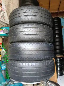 Ban 205 65 R15 Bridgestone Ecopia Inova