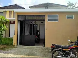 Jual rumah kost