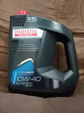 Oli mesin mobil 10w-40 3,5 liter daihatsu genuine oil