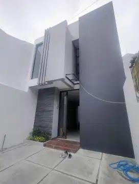 Rumah baru 2 lantai di Sayap Batununggal