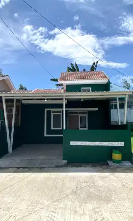 Disewakan Rumah Cantik Azalea Garden dekat Stasiun Daru