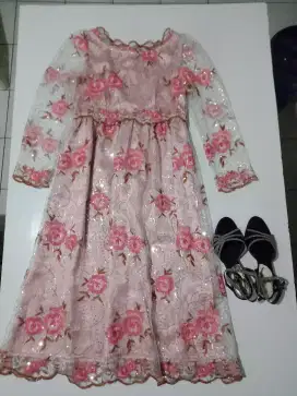 Dress gaun pesta baru 1× pakai.