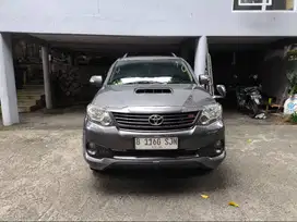 Toyota Forturner Diesel 2.5 AT thn 2015 an. sendiri tangan pertama