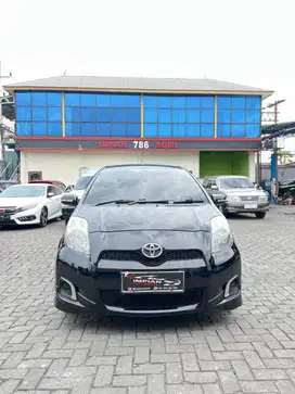 TDP 20JT Toyota Yaris E M/T Hitam 2013 crv city avanza confero ignis