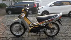 Yamaha F1zr 2003 full clucth