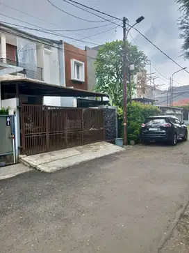 TURUN HARGA.. Rumah Dalam Cluster  di Pesanggrahan Jakarta Selatan