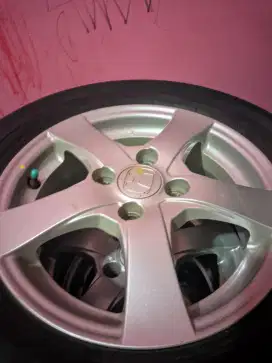 Velg brio ring 14 dan ban 175/65 r14