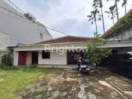 Tanah Luas Bonus Bangunan di Mampang Prapatan Jakarta Selatan