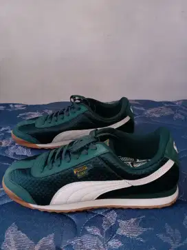 Puma ' Nike ' Reebok
