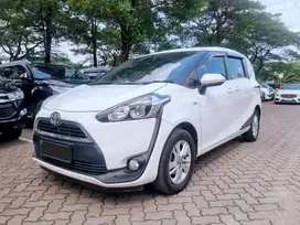 TOYOTA SIENTA 1.5 G MT 2016 PUTIH, KM 106RB