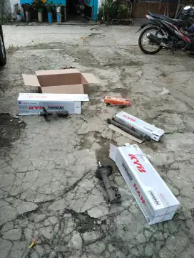 Jual shock breaker depan belakang dan link stabilizer mobil avanza