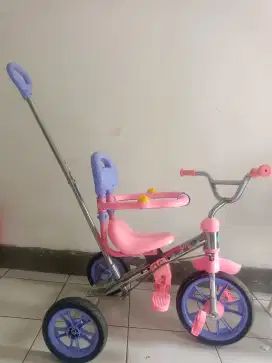 Sepeda anak roda 3