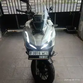honda Adv 160 Putih dijual