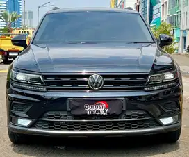 Volkswagen VW Tiguan TSI CBU 2018 Antik Low KM Murah Bekas Turbo Top