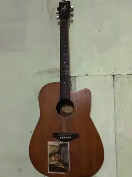 Gitar tanbes suara enak
