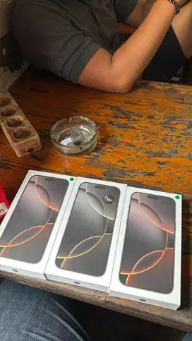 iPhone 16 Pro Max 256GB Desert Dan Natural Kondisi Baru Dan Segel