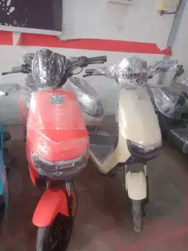 Sepeda listrik uwinfly M70