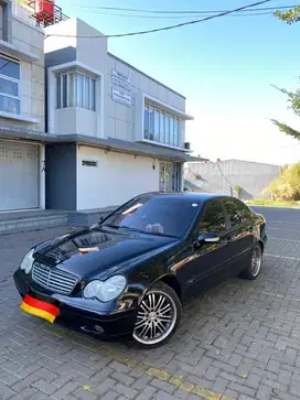 Mercedes-Benz W203 C200 2001 Bensin