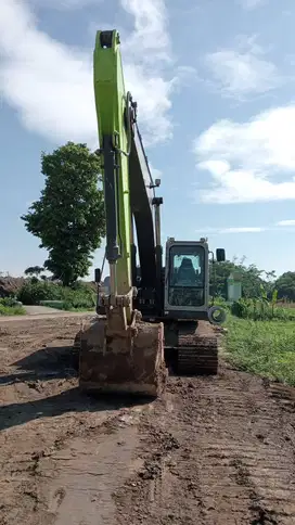 Excavator Zoomlion ZE215E