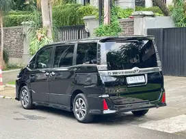 Toyota Voxy 2017 Bensin
