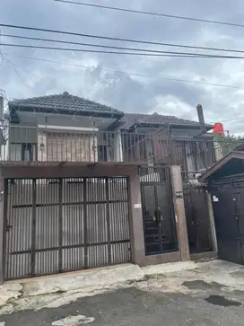 Dijual Rumah di Cicendo, Strategis Bagus Dekat Istana Plaza Bandung