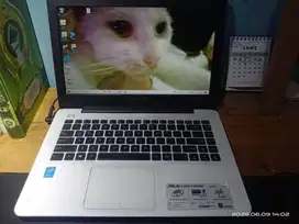 Laptop Asus core i3