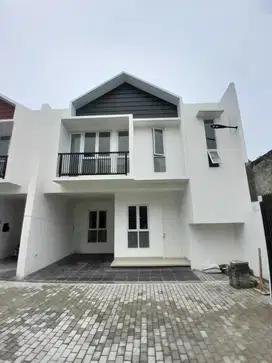 Rumah 2 lantai termurah di jatiwaringin pondok gede