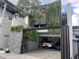 Rumah Mewah 2Lt Design Tropical Modern Minimalis Include Private Pool