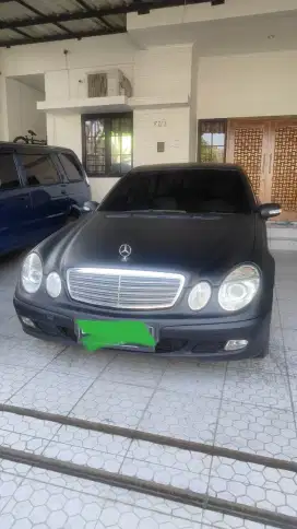 Jual mercedes benz E200K 2004