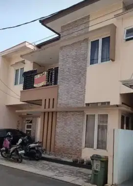 Rumah Minimalis Siap Huni Di Caman Utara, Dekat LRT Jatibening