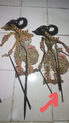 Wayang kulit bekas ada 2 bj