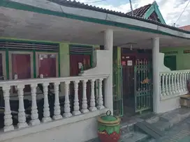 DIJUAL CEPAT 2 RUMAH STRATEGIS KOTA GRESIK